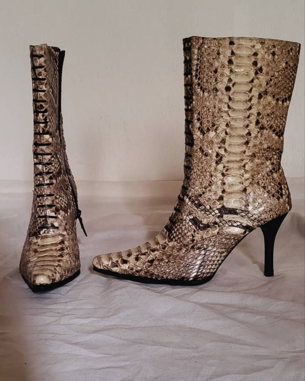 Vintage boots. Size 39/40