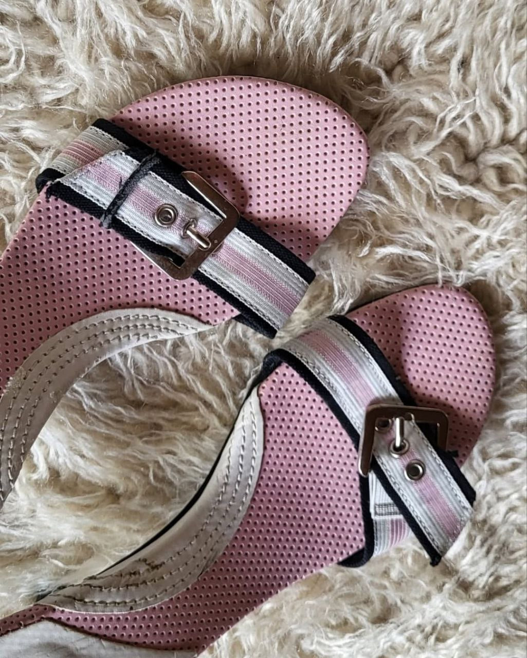 Pink kitten heel. Size 39