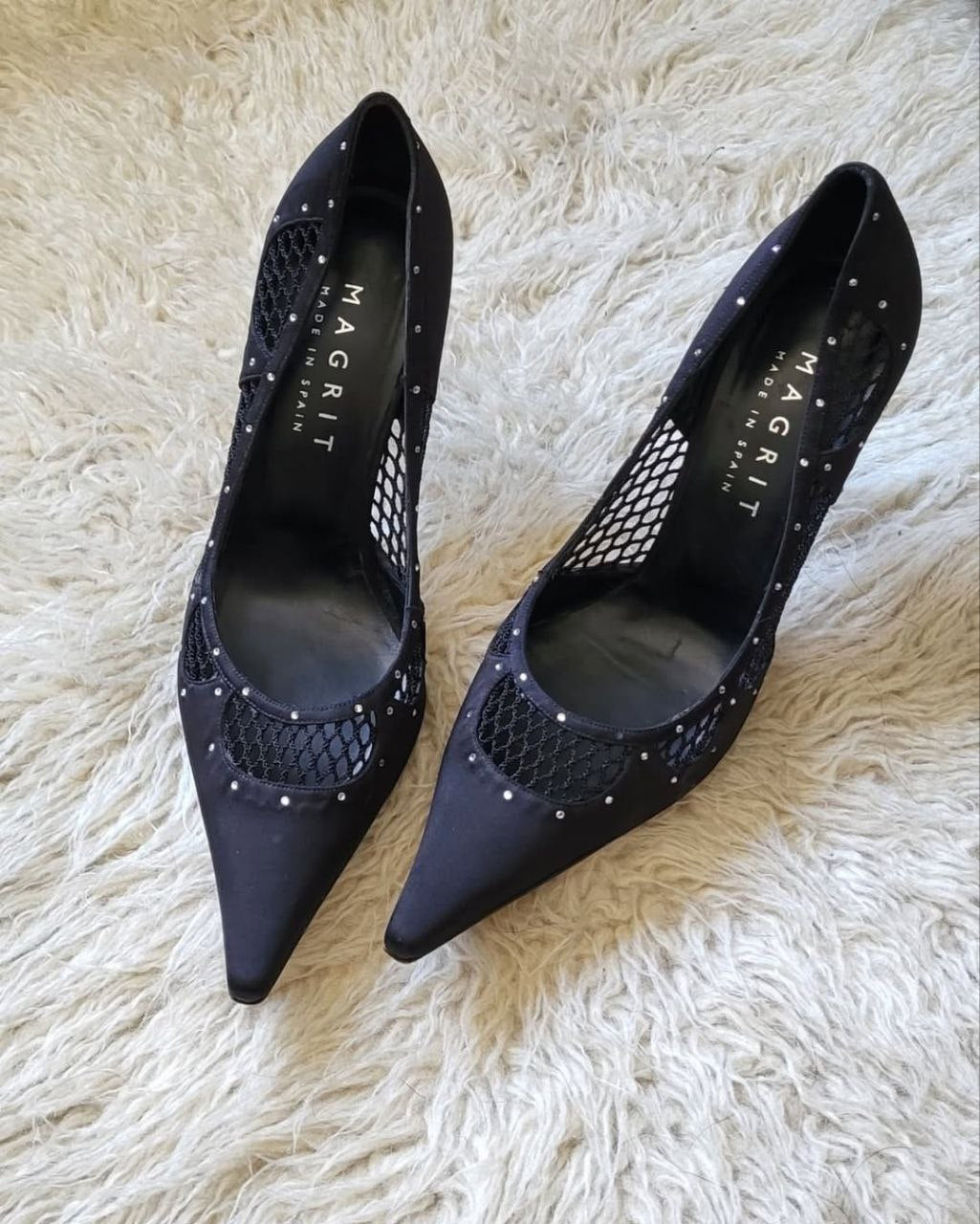 Classy leather. Size 38.5