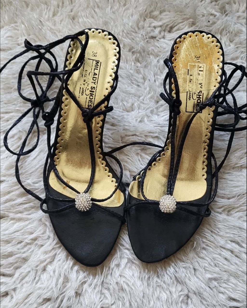 Chic sandals. Size 38/40