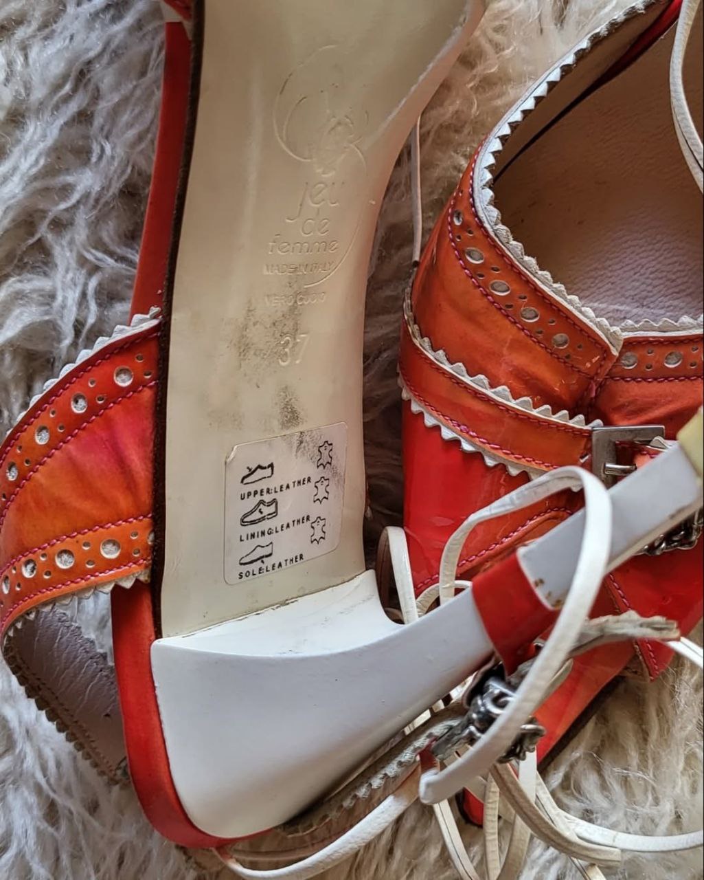 Crush leather. Size 37