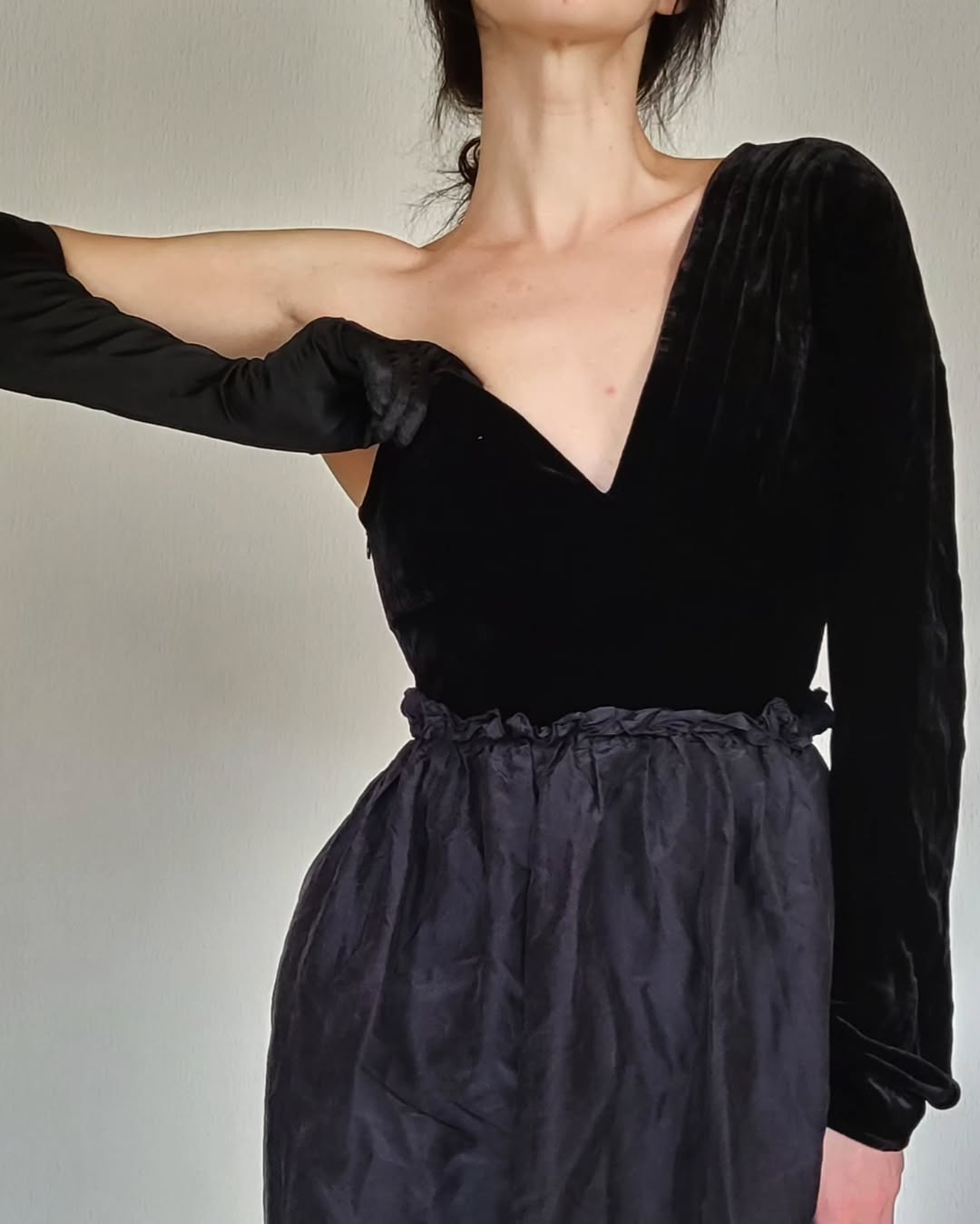 Asymmetric silk