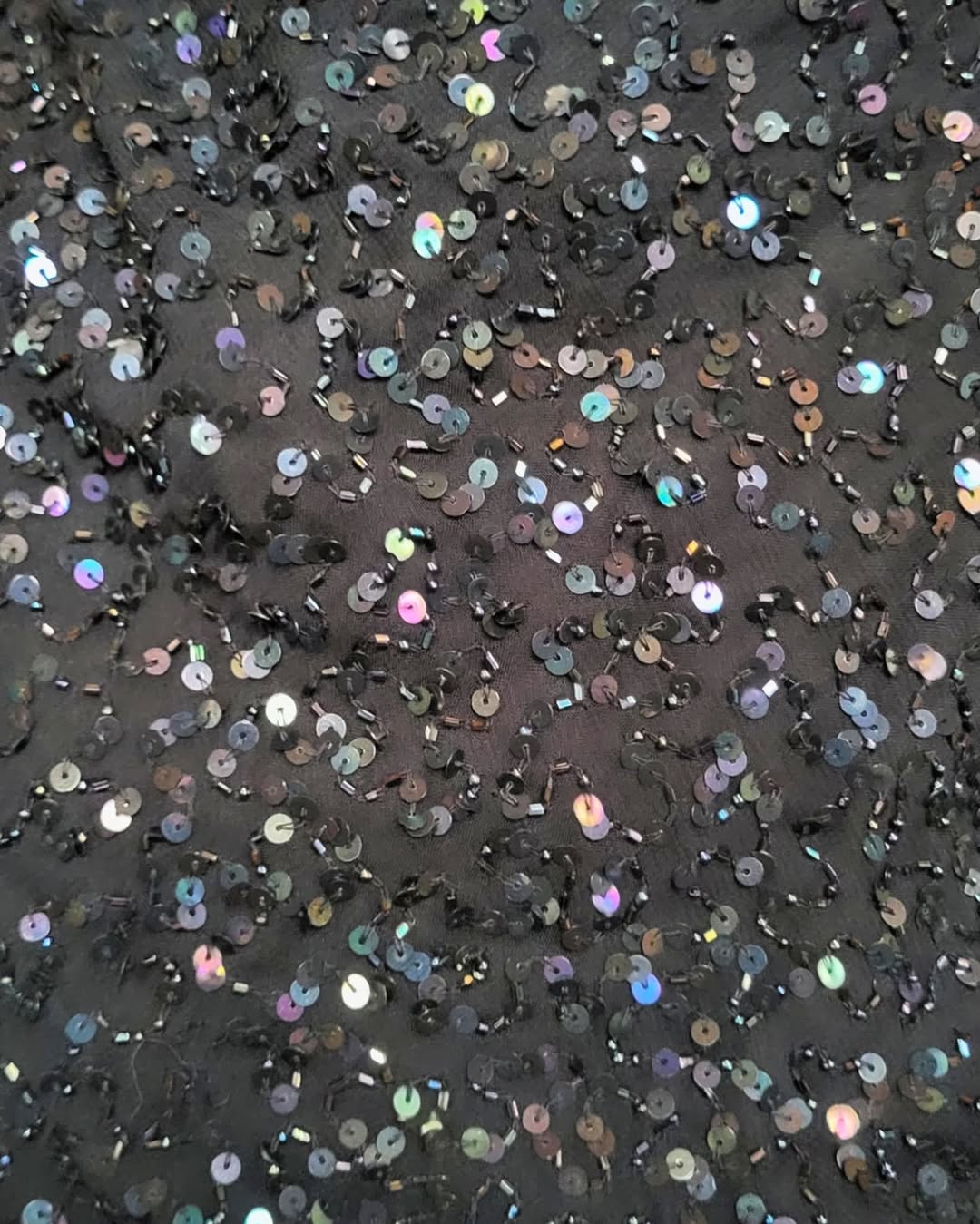 Multicolor sequins