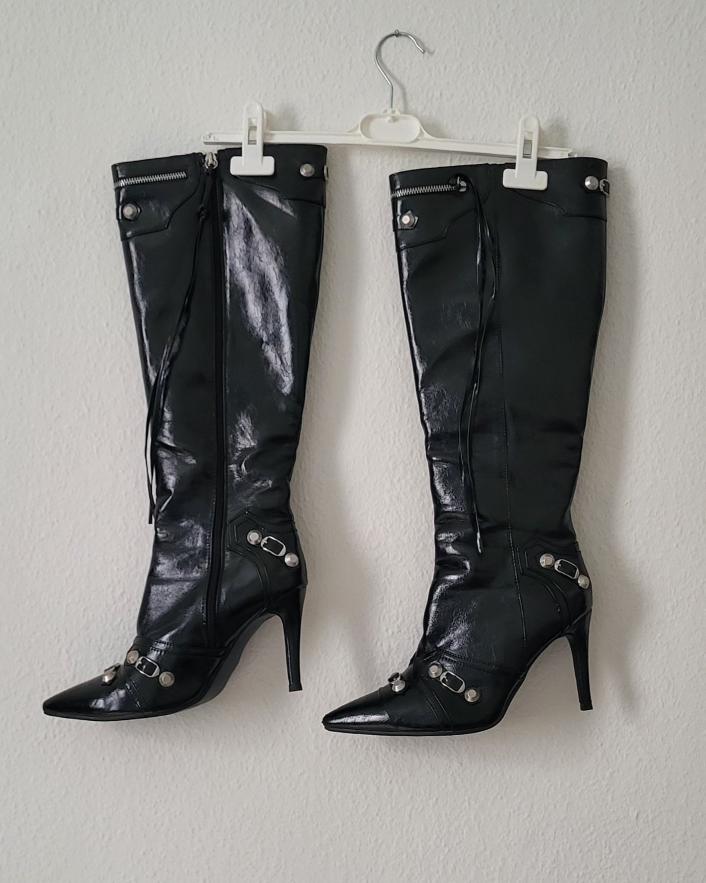 Sassy leather. Size 40/41