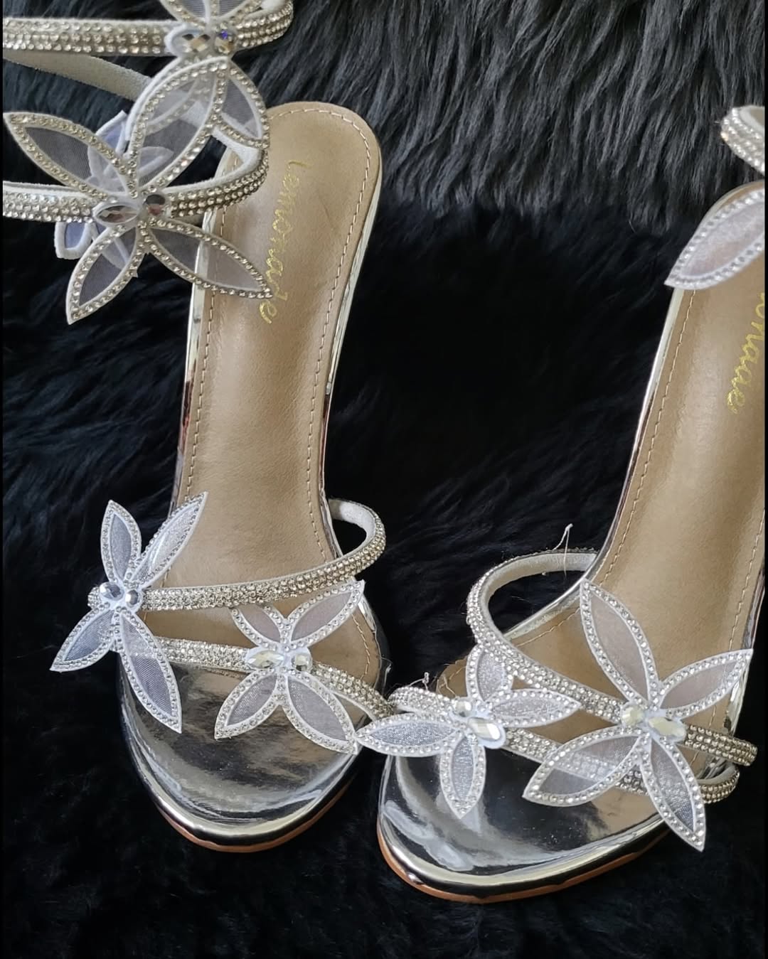 Butterfly heels. Size 39