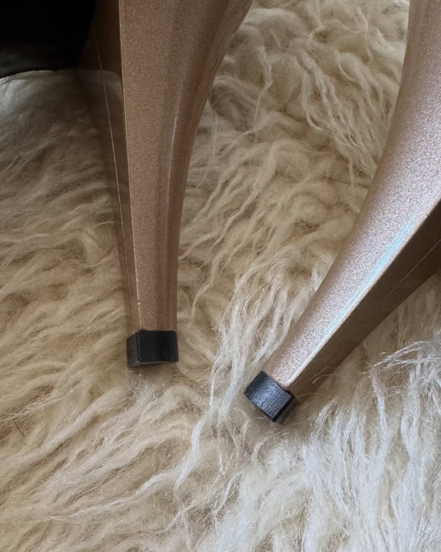 Turquoise leather. Size 40