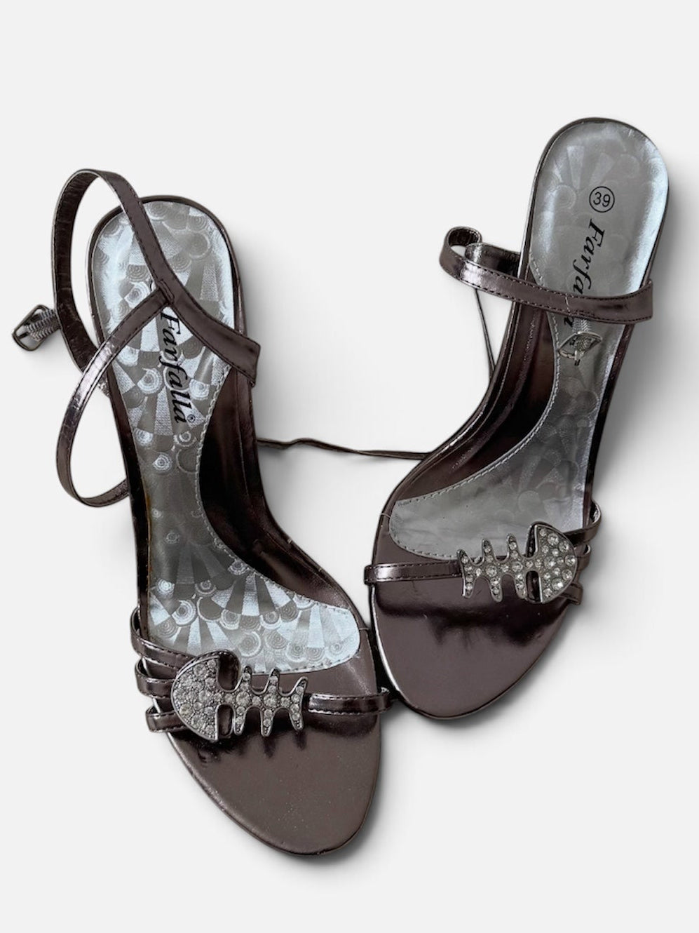 Y2K Fish bones heels. Size 39