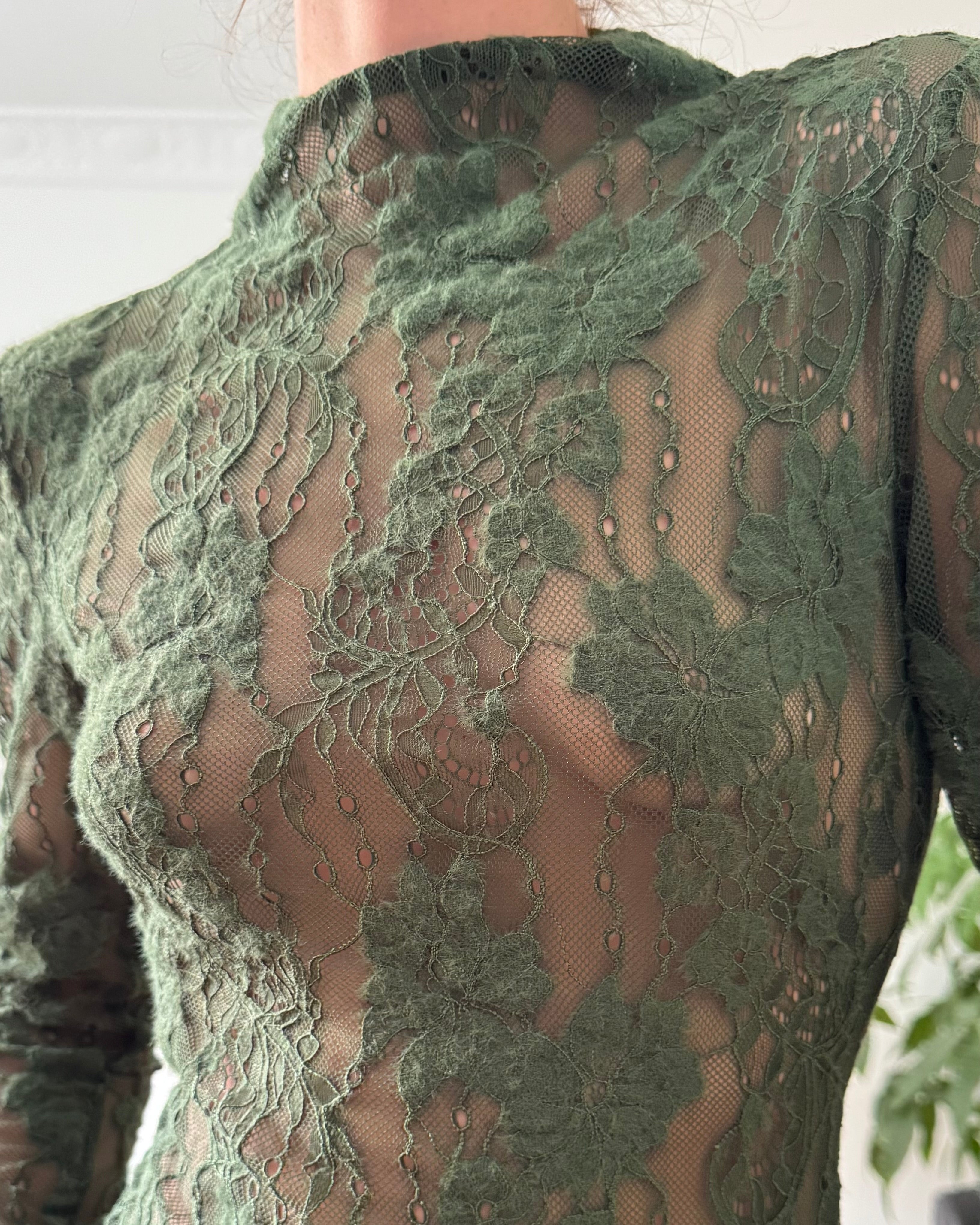 Green lace