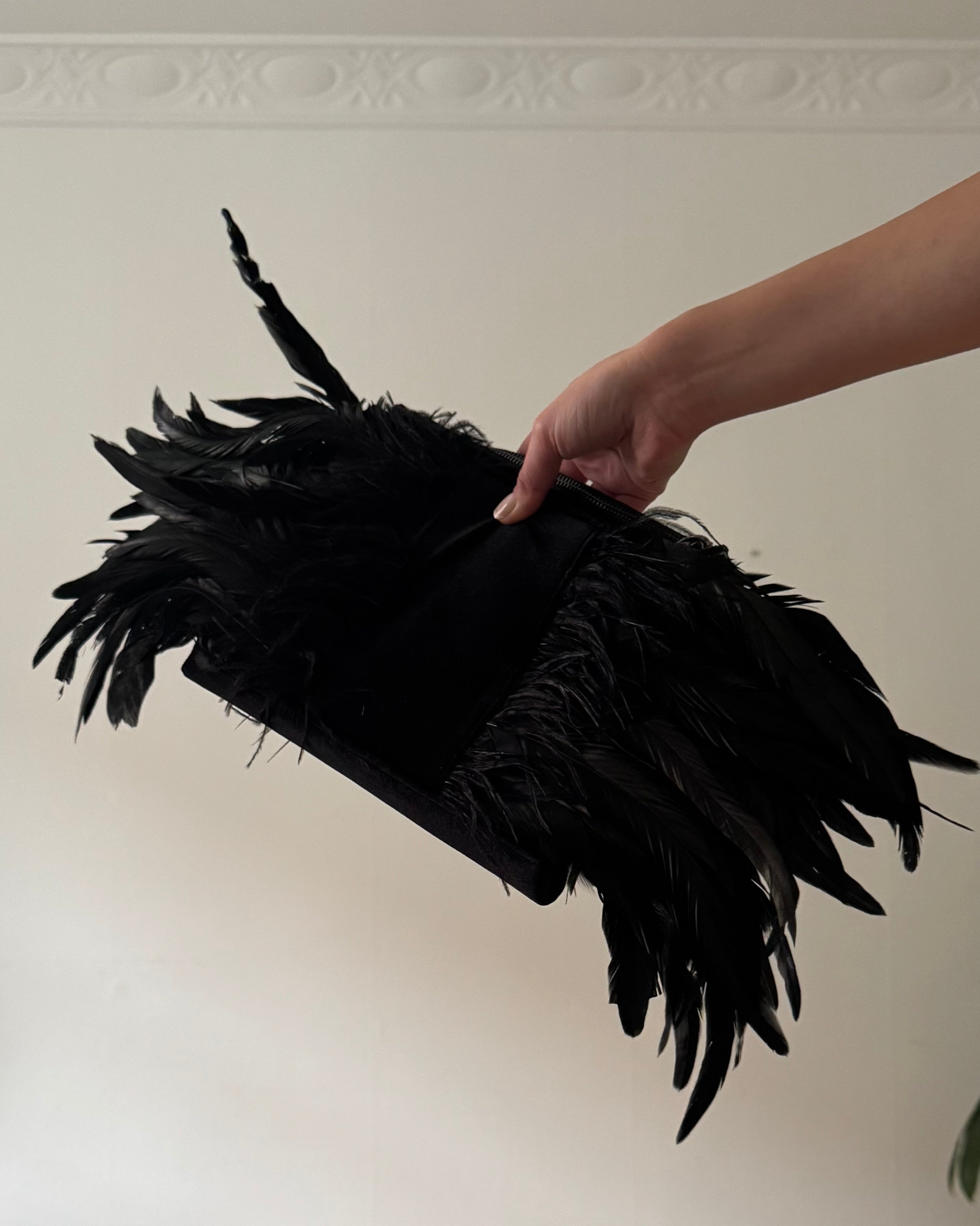 Feather clutch
