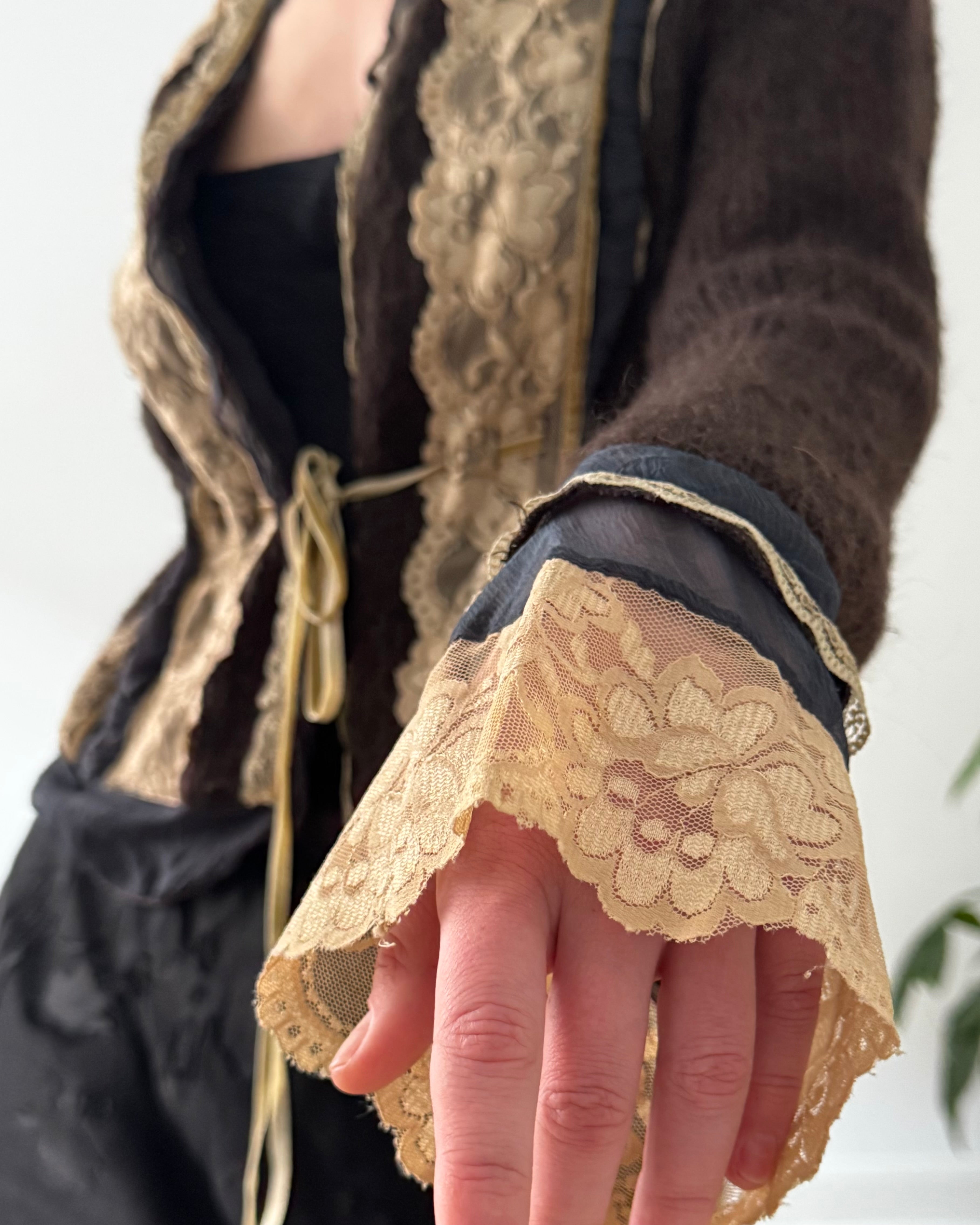 Romantic cardigan