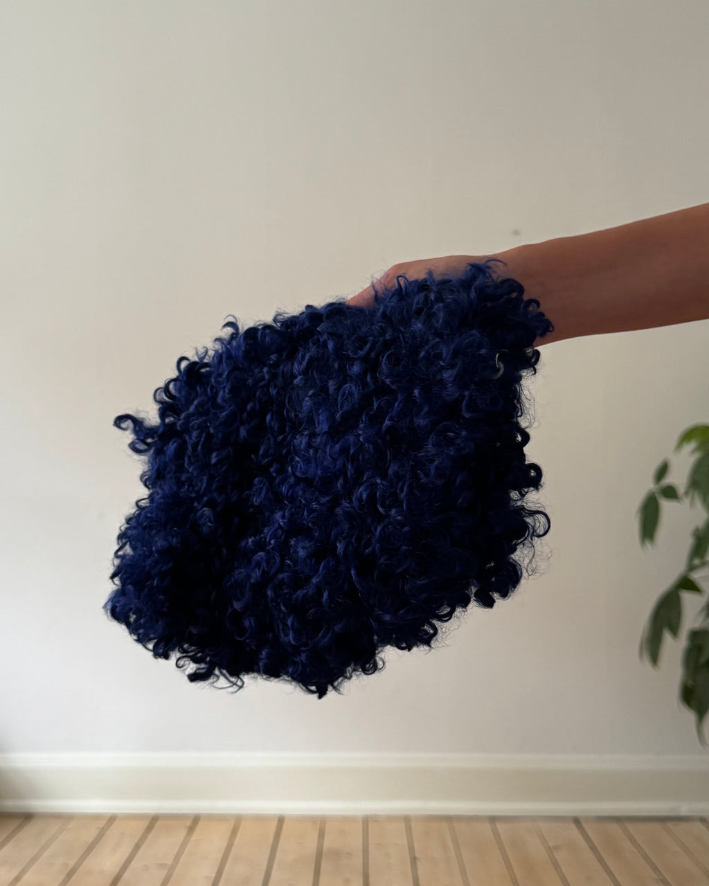 Blue sheep clutch
