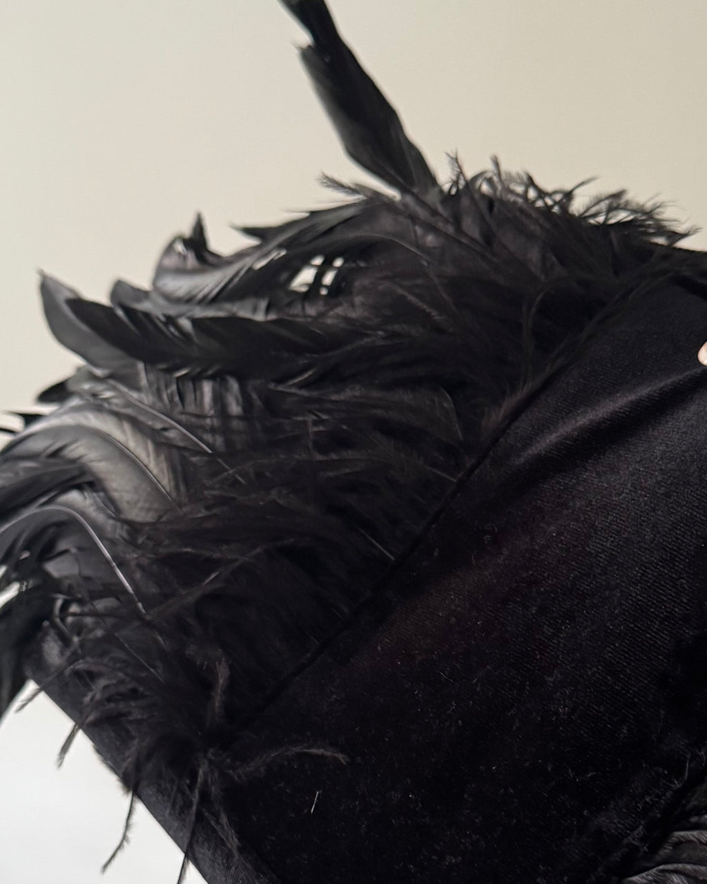 Feather clutch