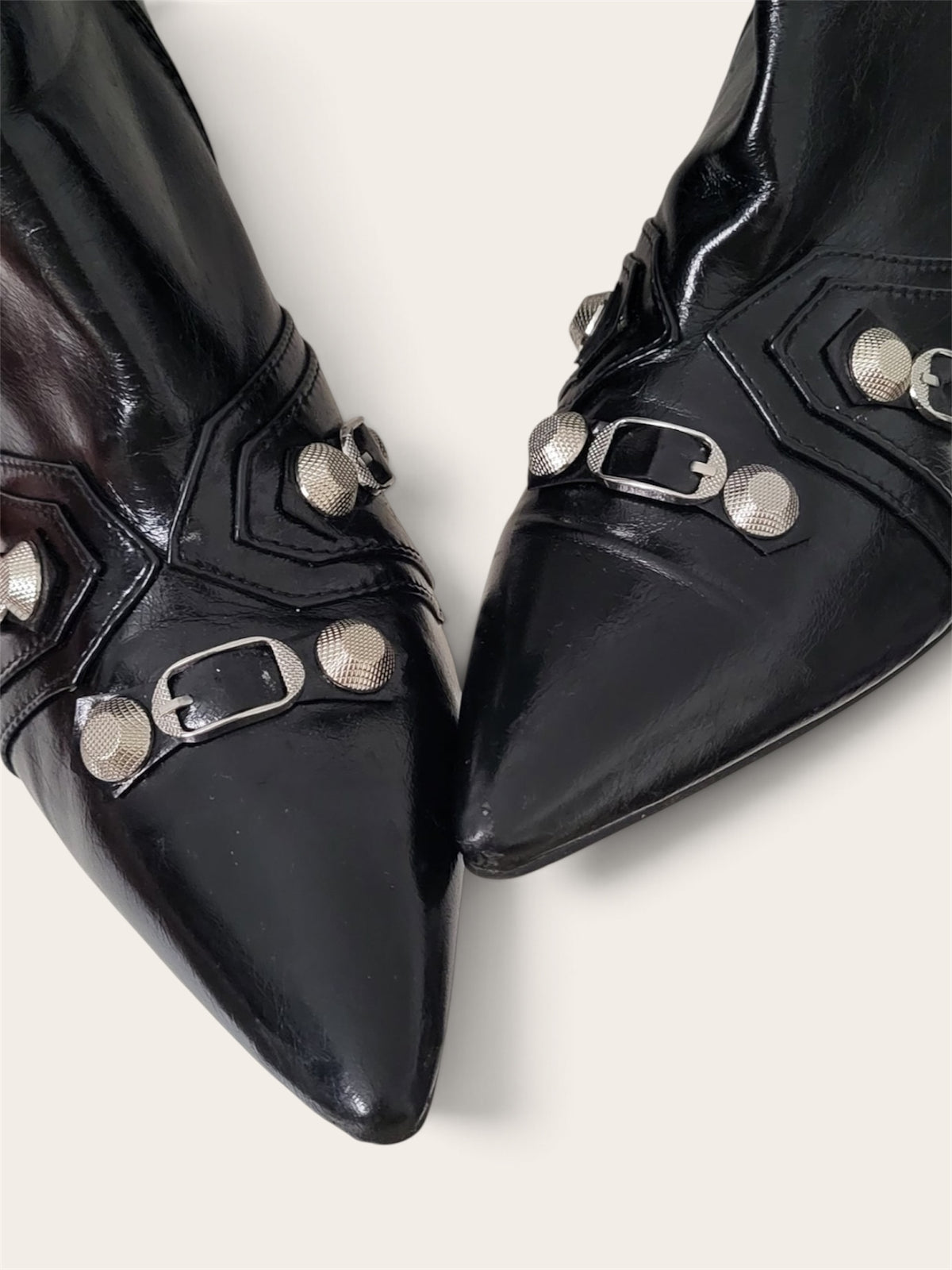 Sassy leather. Size 40/41