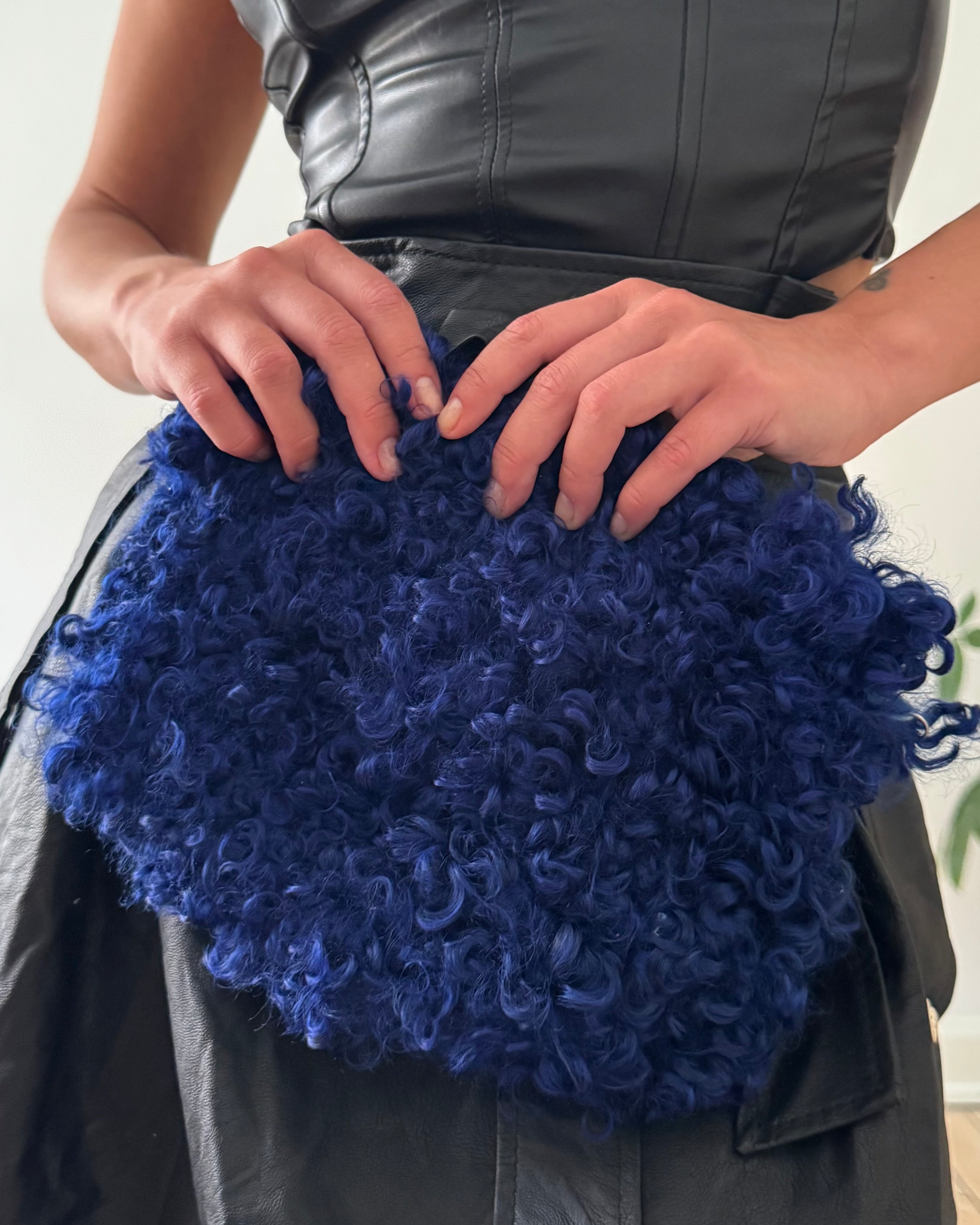 Blue sheep clutch