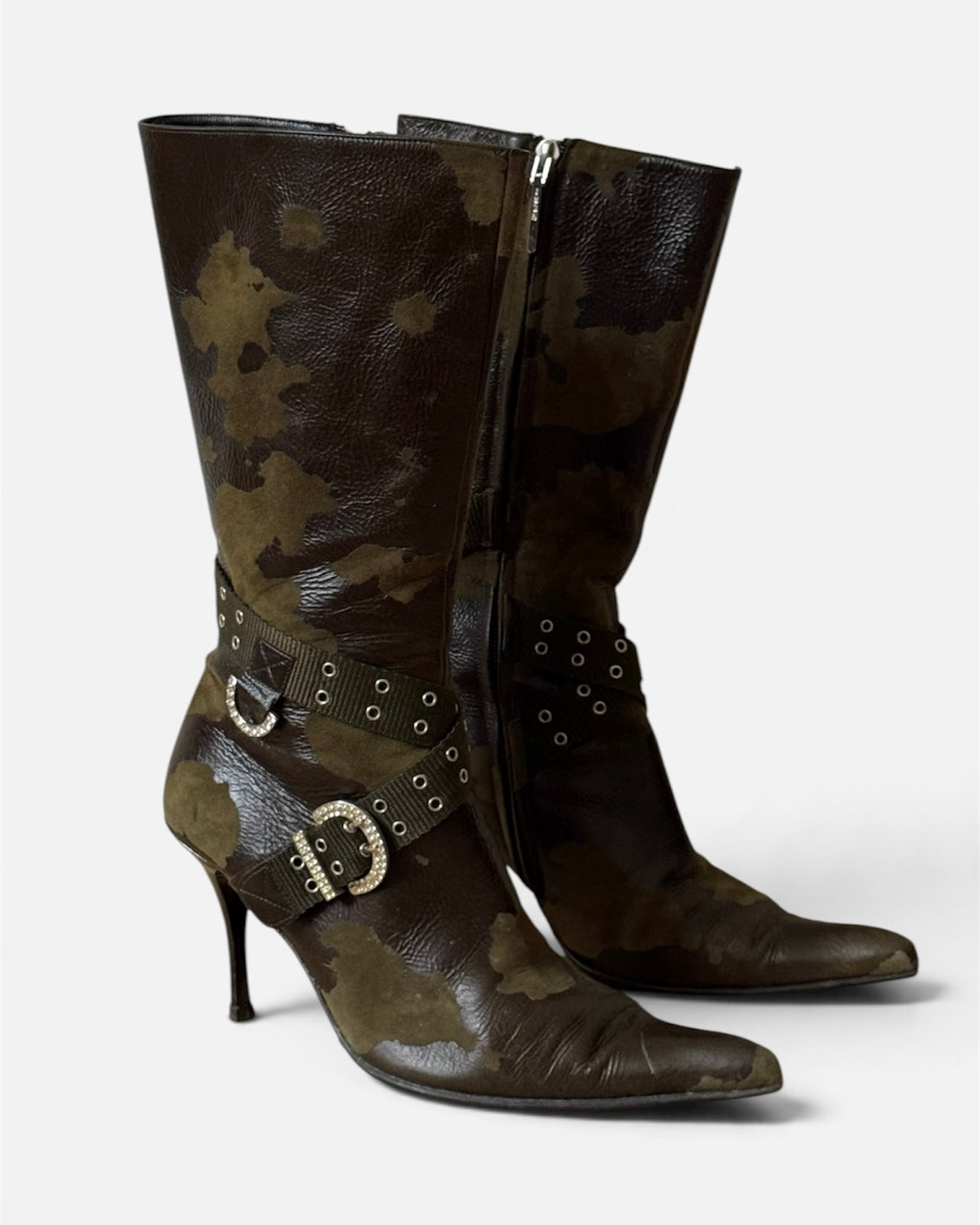 Camouflage boots. Size 39
