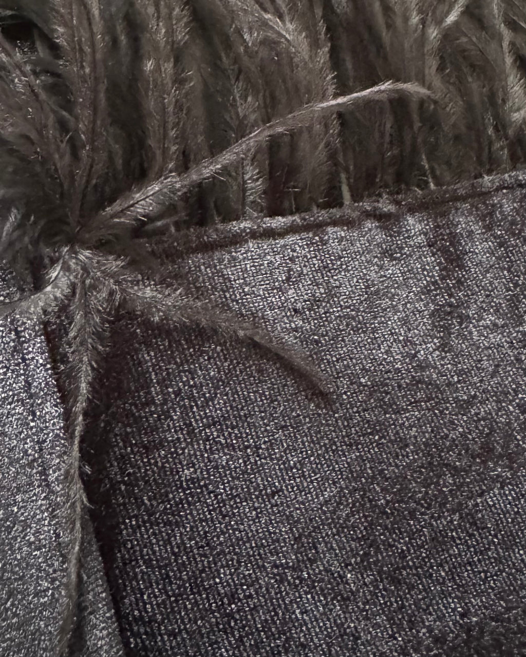 Feather clutch