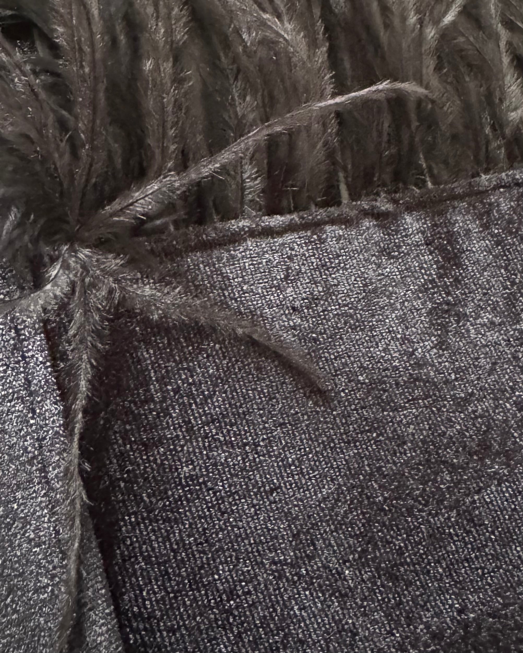Feather clutch