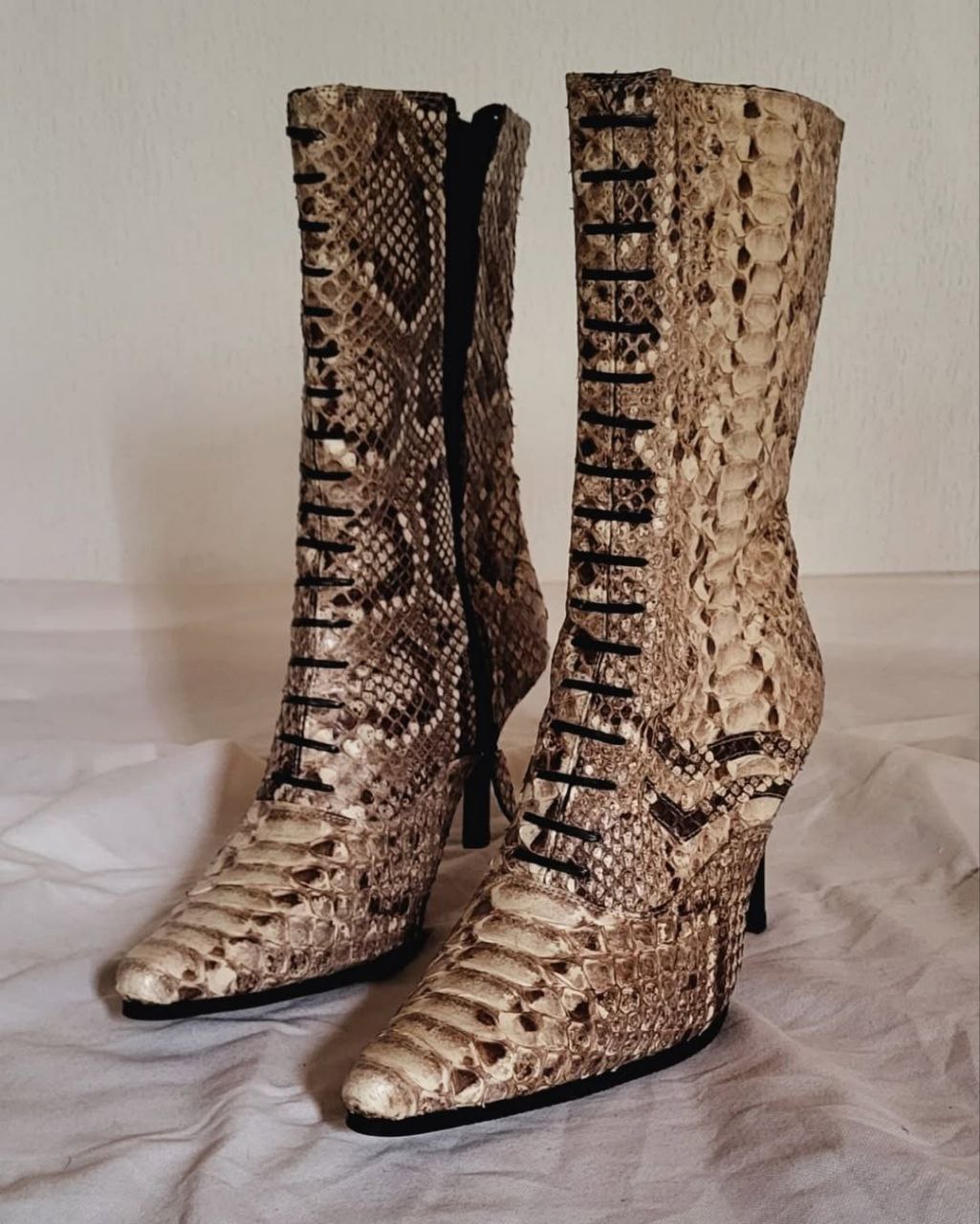 Vintage boots. Size 39/40