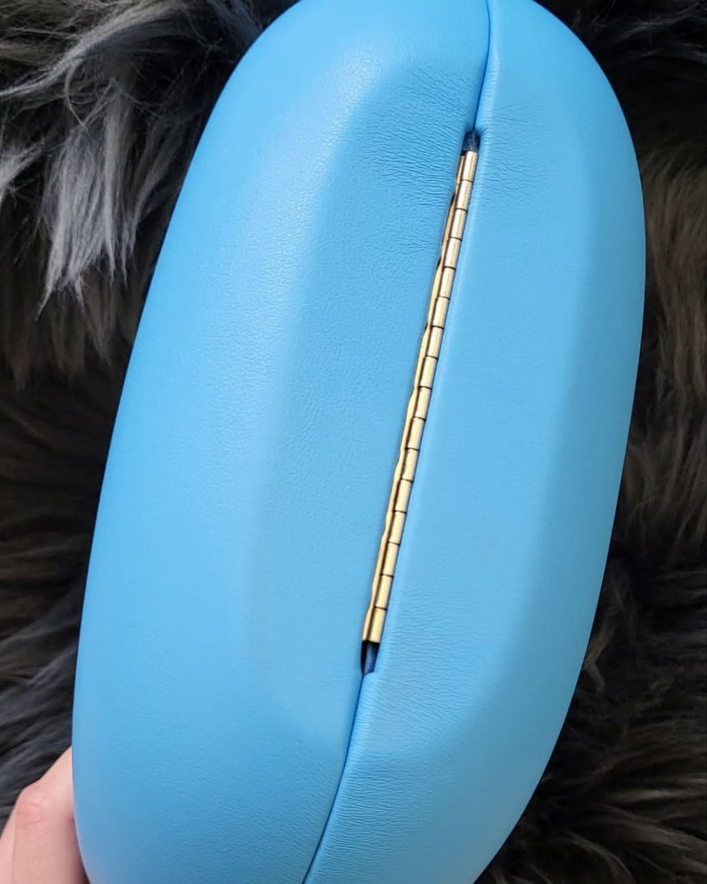 Blue clutch