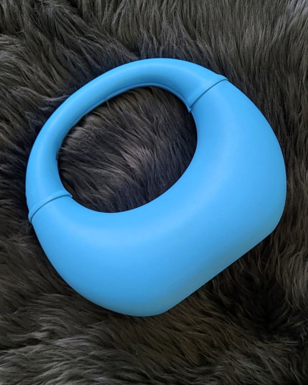 Blue clutch