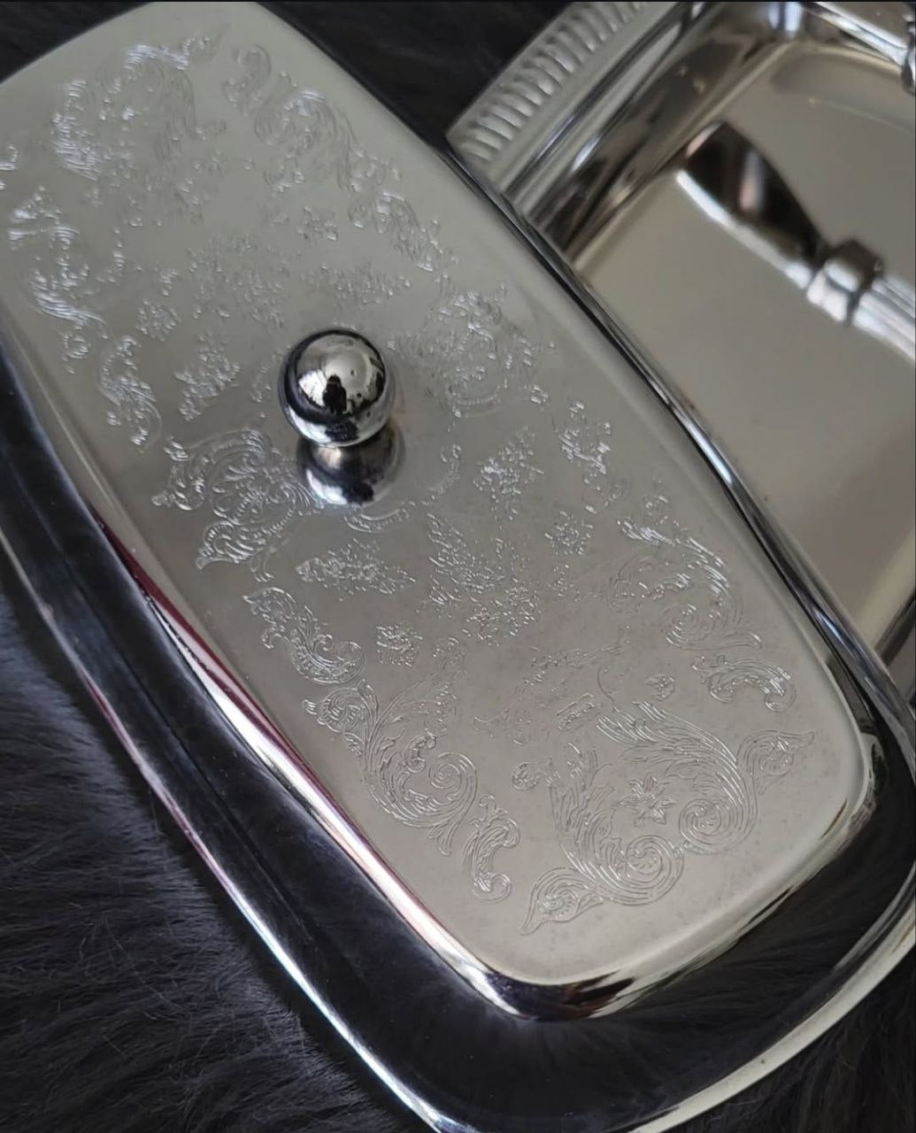 Butter dish
