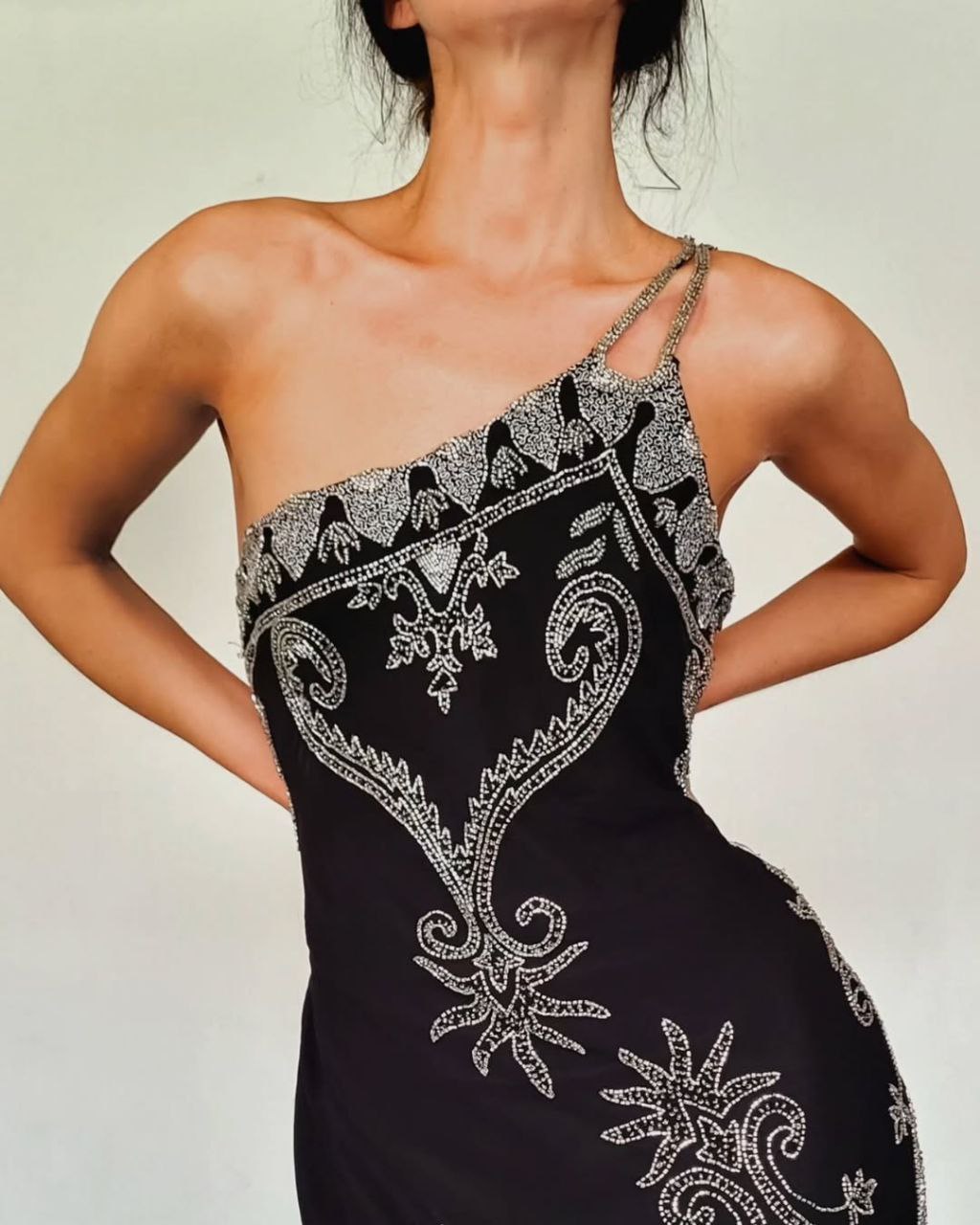One shoulder silk