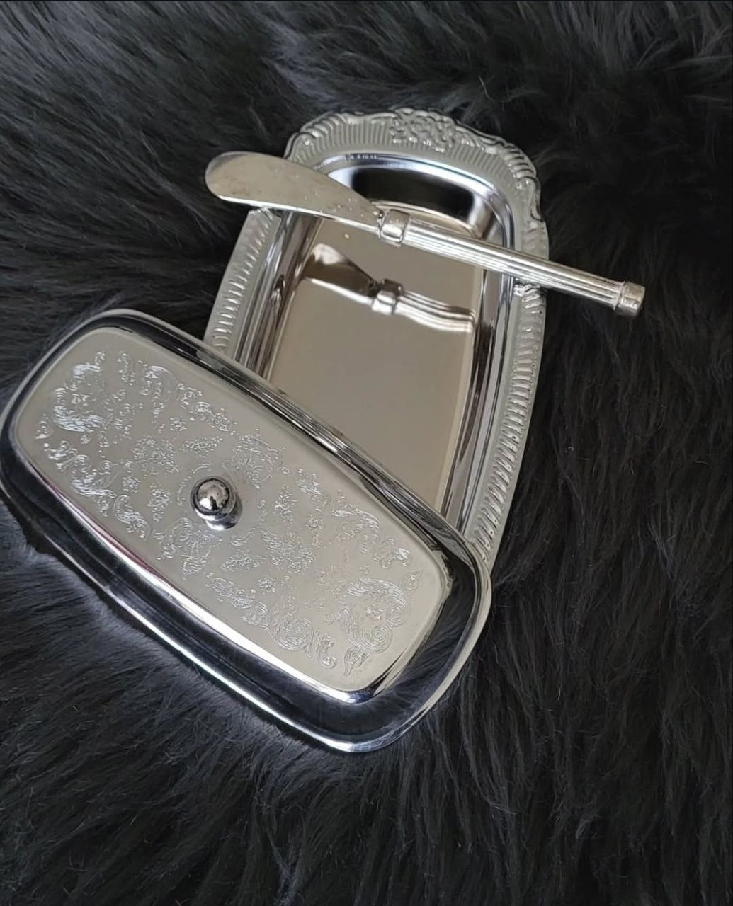 Butter dish