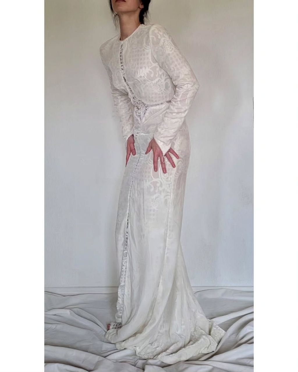 Velour bride