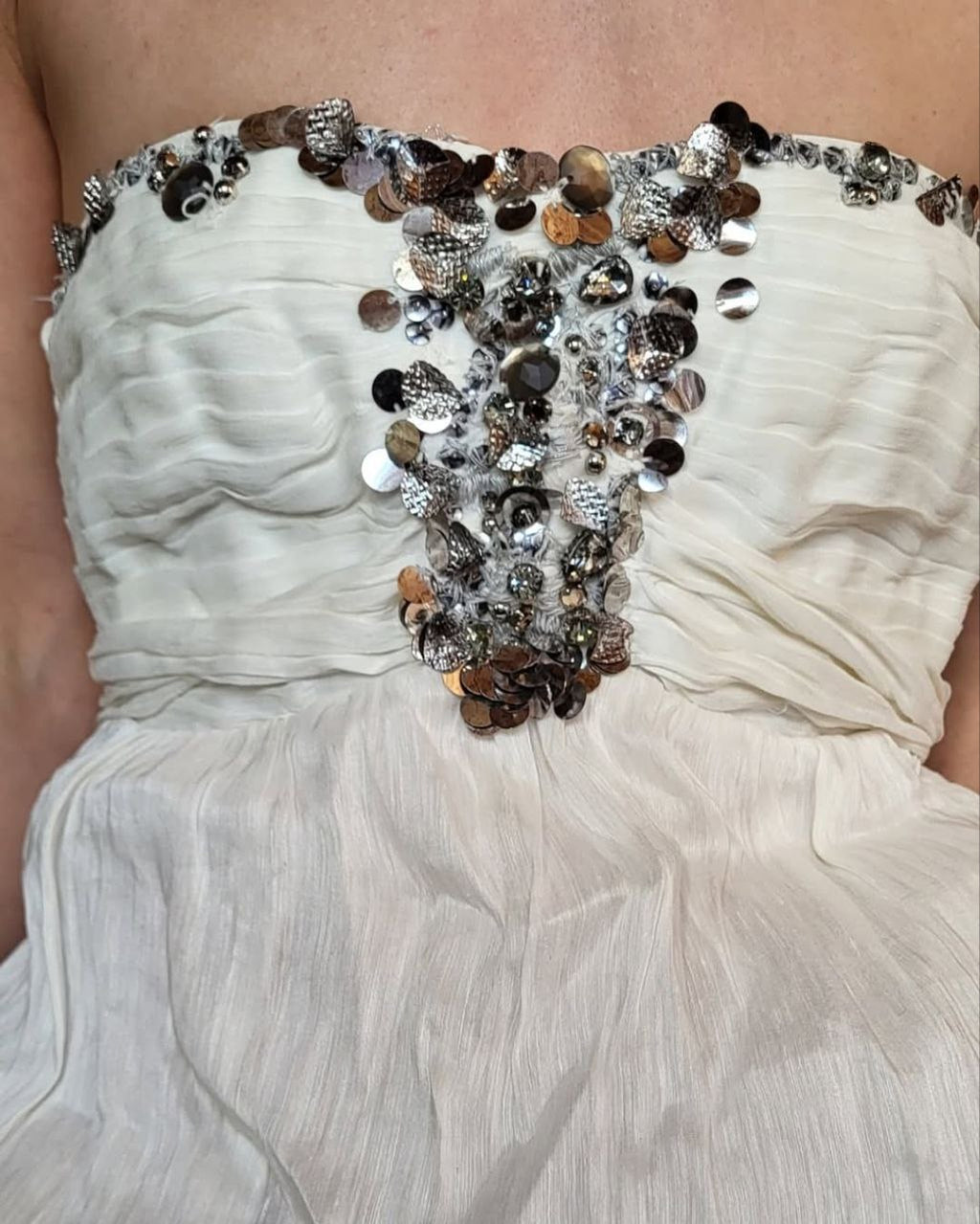 Goddess white