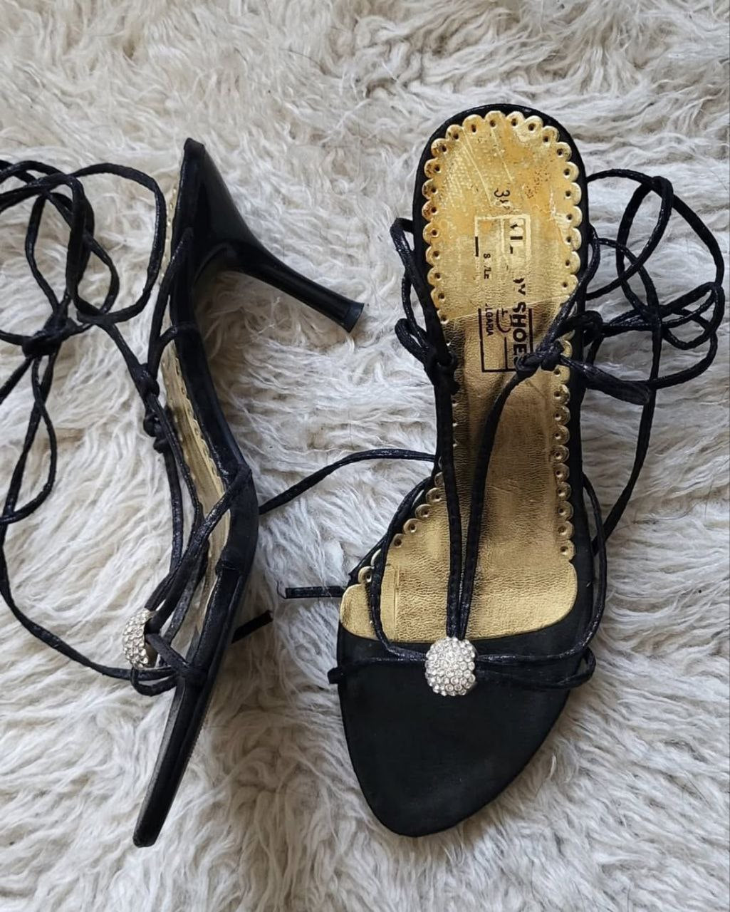 Chic sandals. Size 38/40