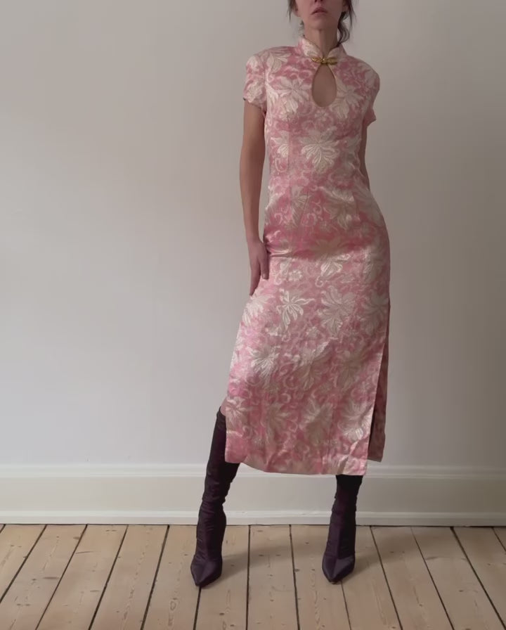 Pink cheongsam