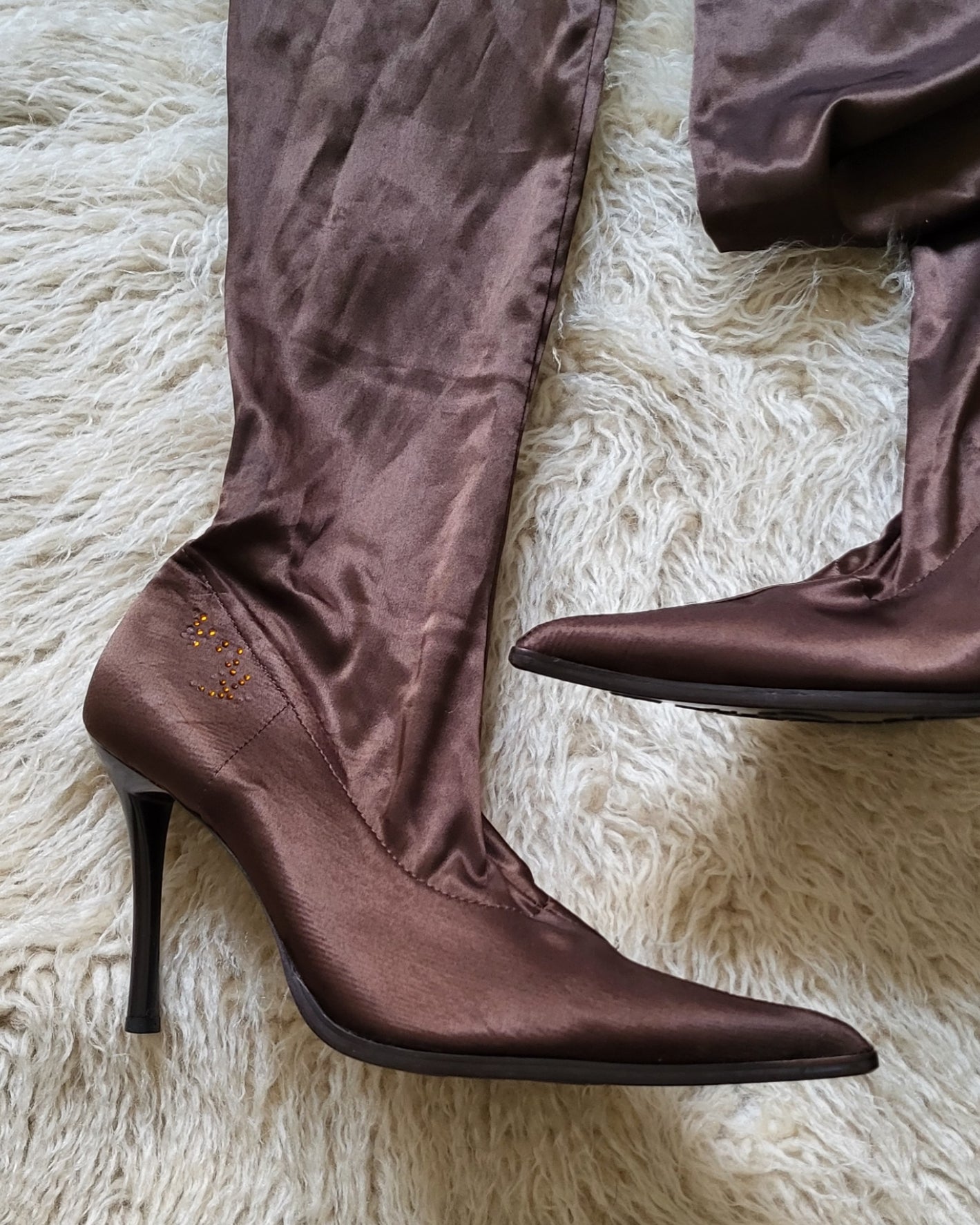 Satin leather. Size 38