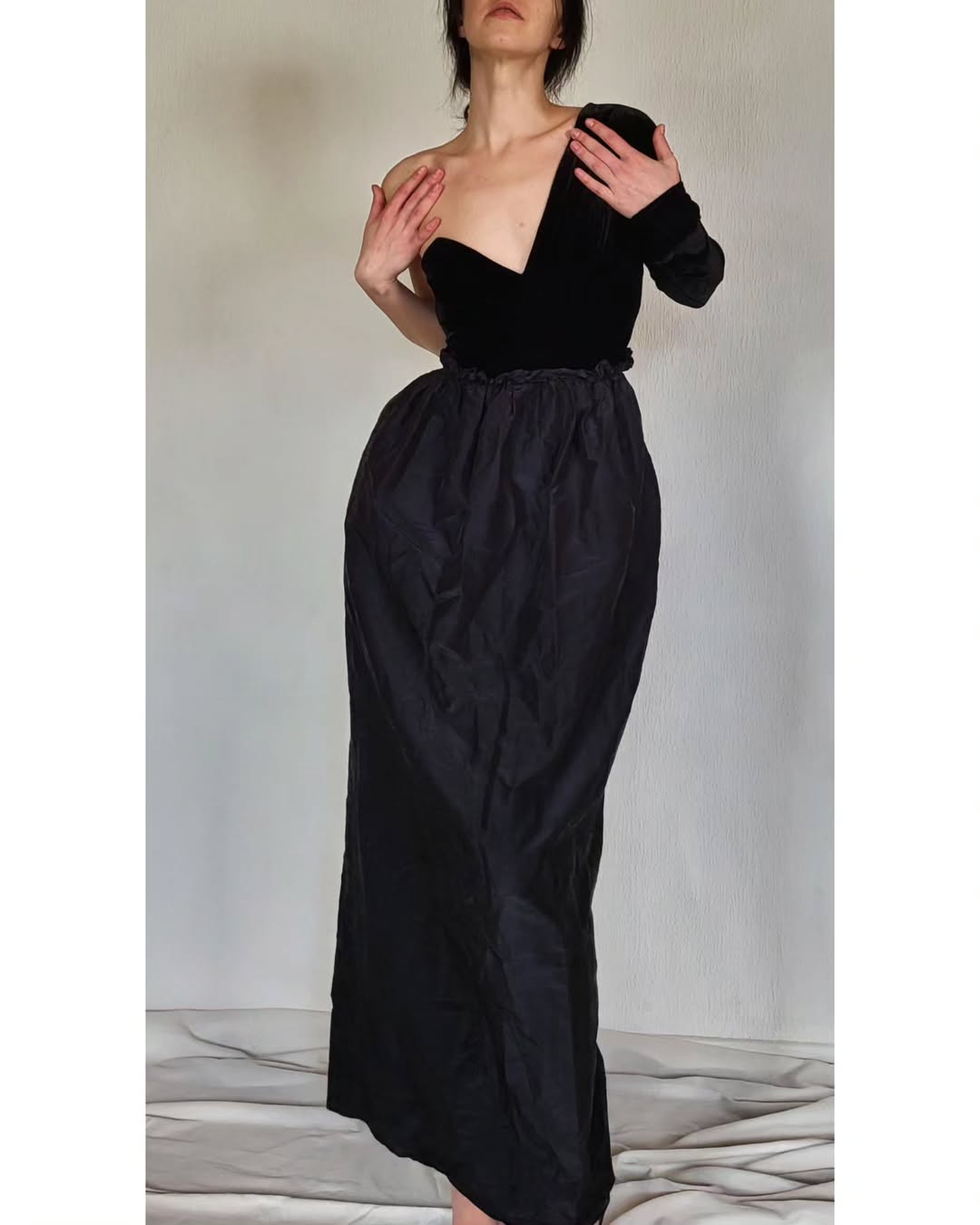 Asymmetric silk