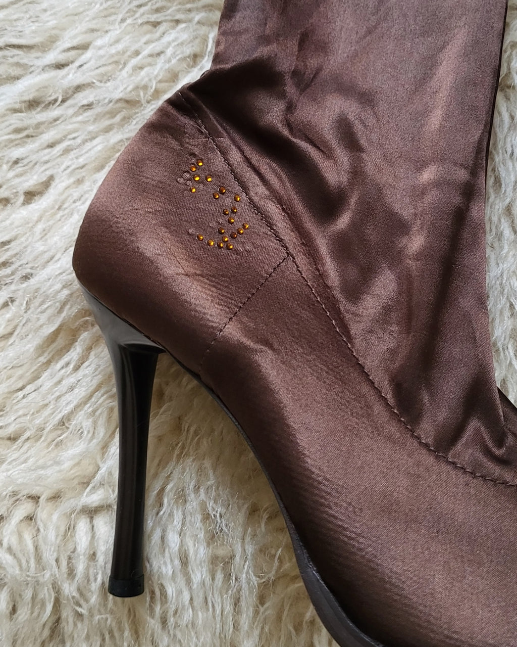 Satin leather. Size 38