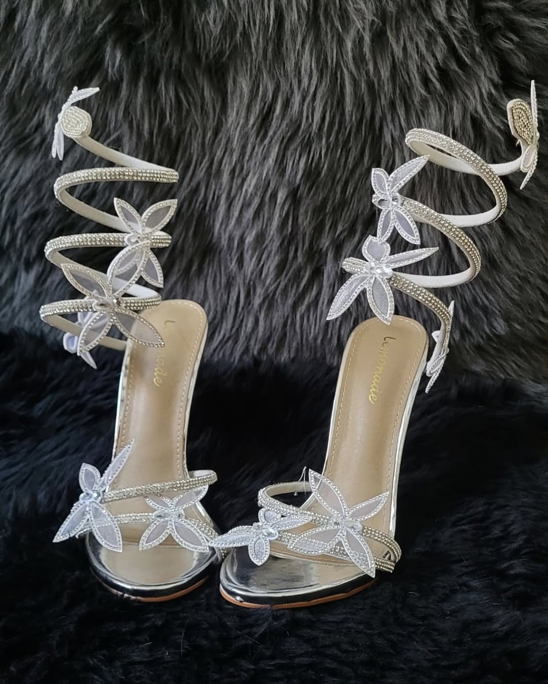 Butterfly heels. Size 39