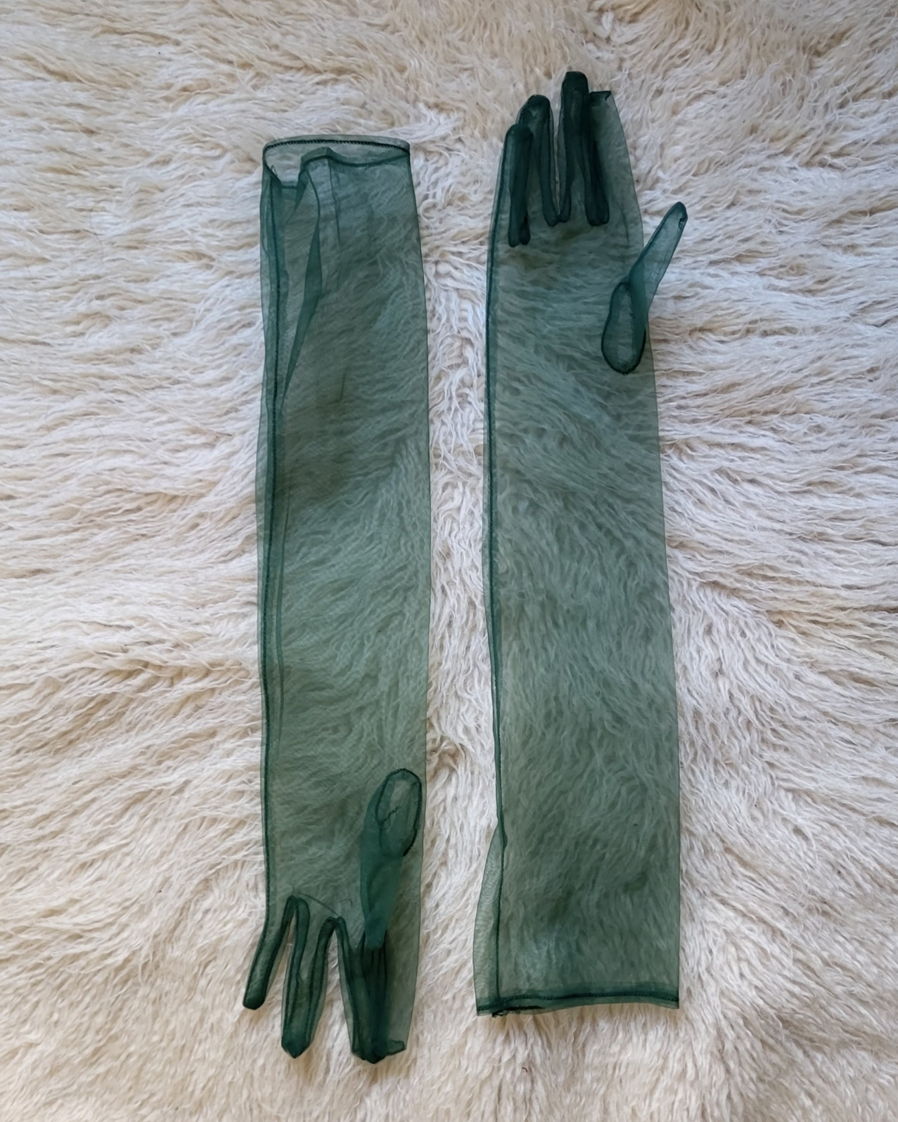 Sheer green gloves