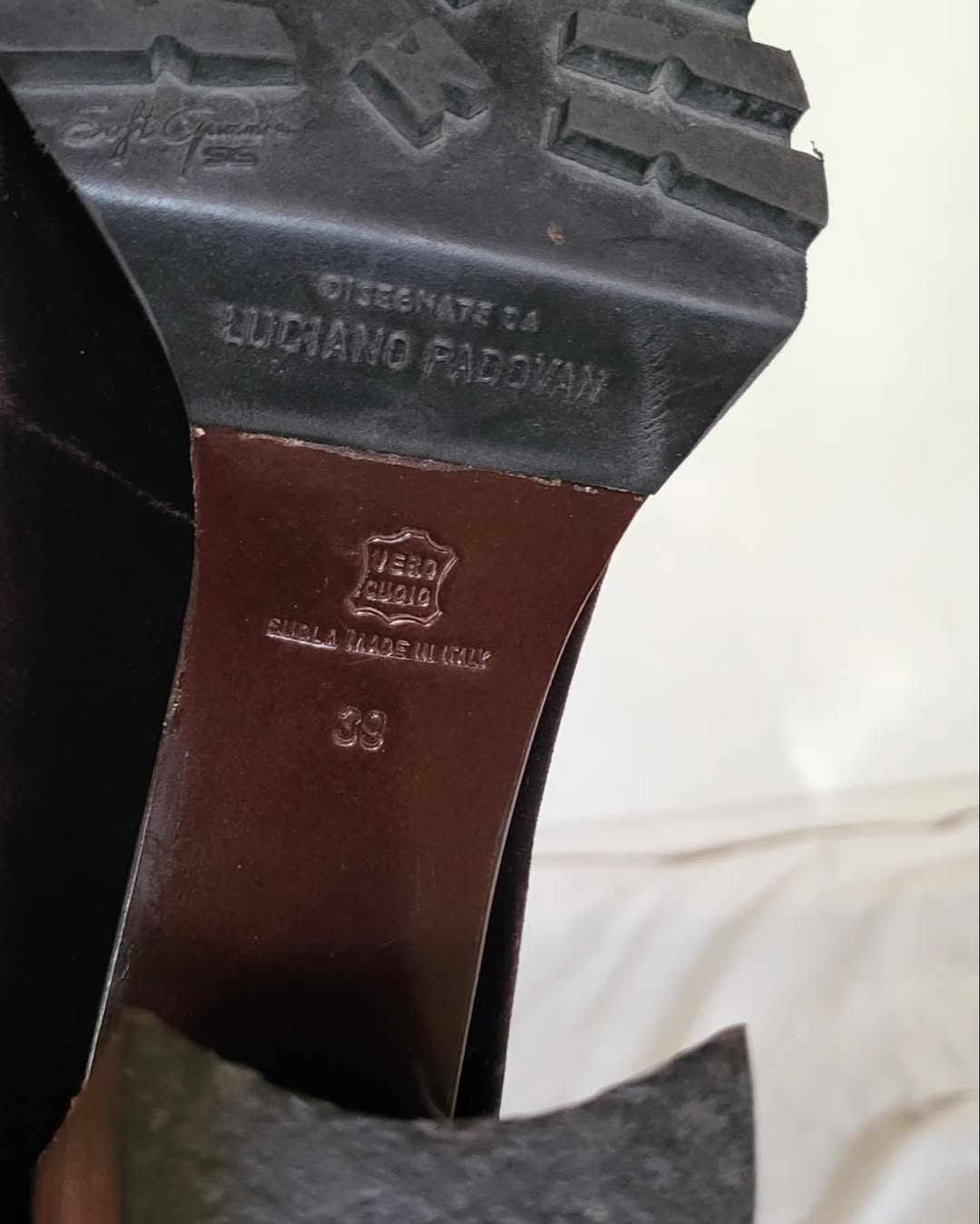 Italia. Size 39