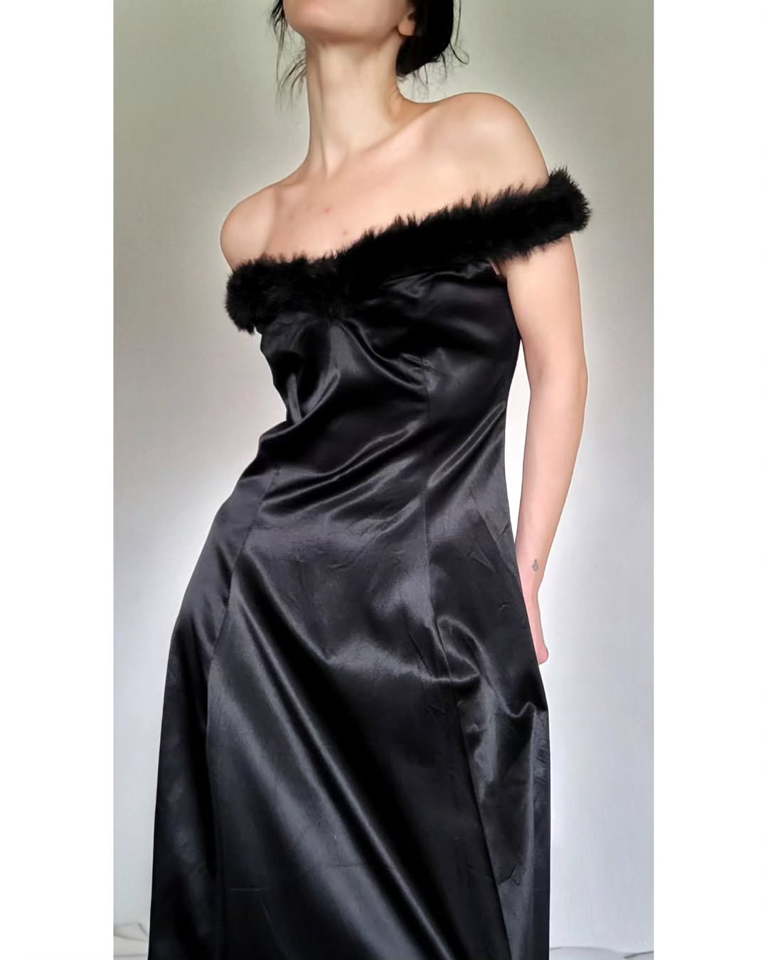 Off shoulder drama
