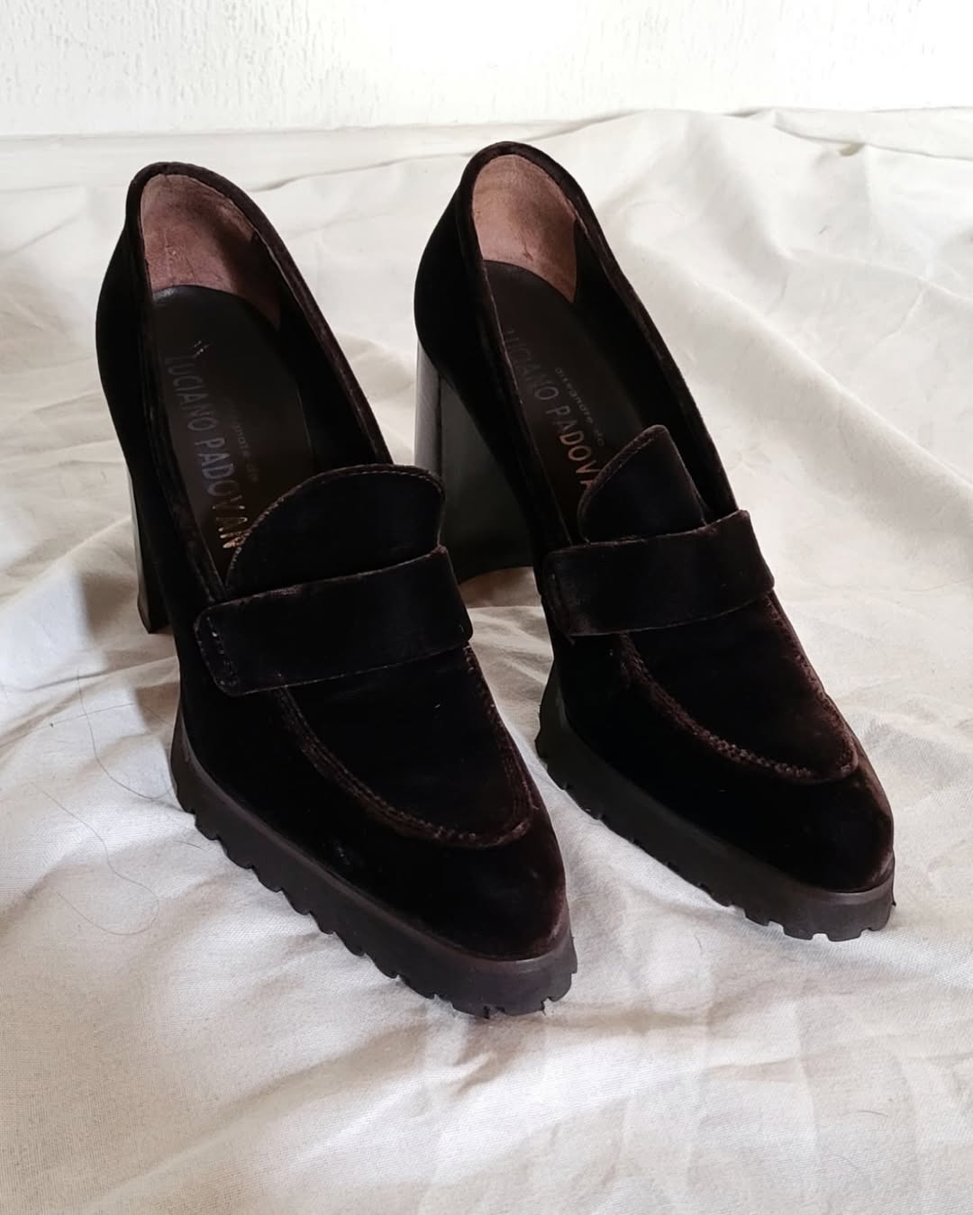 Italia. Size 39